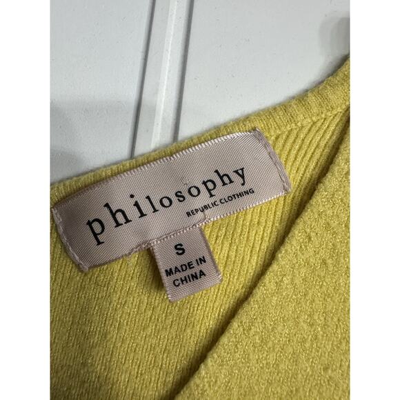 Philosophy Sweater Womens Small Yellow Knit Long Sleeve V Neck Lightweight - Picture 2 of 5